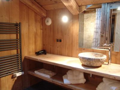 Rent in ski resort 6 room duplex chalet 15 people - Chalet Chez la Fine - Les Gets - Shower room