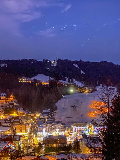 Wakacje w górach Domek górski 5 pokojowy 8 osób - Chalet Cocoon - Les Gets - Zima na zewnątrz