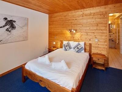 Rent in ski resort Semi-detached 5 room chalet 9 people - Chalet Cognée - Les Gets - Apartment