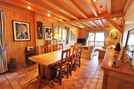 Rent in ski resort 7 room chalet 16 people - Chalet du Lac des Ecoles - Les Gets - Living room