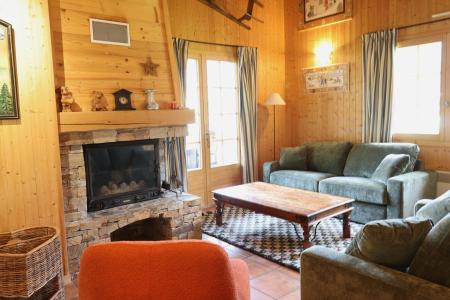 Rent in ski resort 7 room chalet 16 people - Chalet du Lac des Ecoles - Les Gets