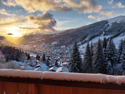 Ski verhuur Chalet 6 kamers 13 personen - Chalet Kavakia - Les Gets - Balkon