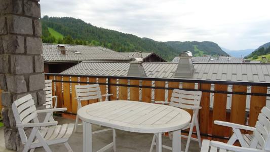 Rent in ski resort 3 room apartment 6 people (178) - Chalet L'Aiglon - Les Gets - Balcony