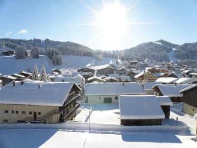 Vacances en montagne Appartement 3 pièces 4 personnes - Chalet le Benevy - Les Gets - Extérieur hiver