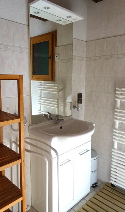 Soggiorno sugli sci Chalet 5 stanze per 8 persone - Chalet Mon Repos - Les Gets - Bagno con doccia