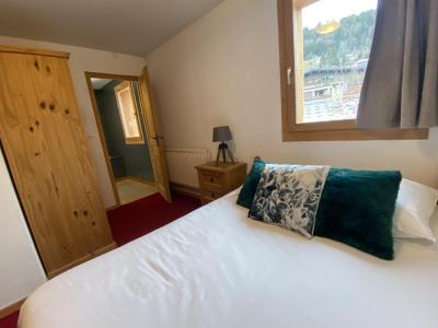 Rent in ski resort 10 room chalet 24 people - Chalet Monet - Les Gets - Apartment