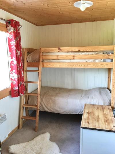 Location au ski Chalet Renard du Lac - Les Gets - Chambre