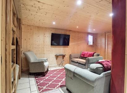 Rent in ski resort Chalet Renard du Lac - Les Gets - Living room