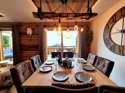 Location au ski Appartement 4 pièces duplex cabine 8-10 personnes (81) - Grand Théâtre - Les Gets - Coin repas
