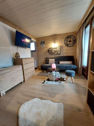 Rent in ski resort Studio 4 people (2022) - La Résidence - Les Gets - Living room