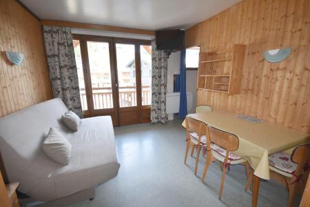 Ski verhuur Studio bergnis 4 personen (2108) - La Résidence - Les Gets - Woonkamer