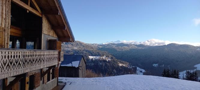 Rent in ski resort 8 room triplex chalet 14 people - LE CHAR - Les Gets - Winter outside