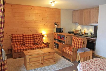 Rent in ski resort Studio sleeping corner 4 people (74) - Résidence Arc-en-Ciel - Les Gets - Living room