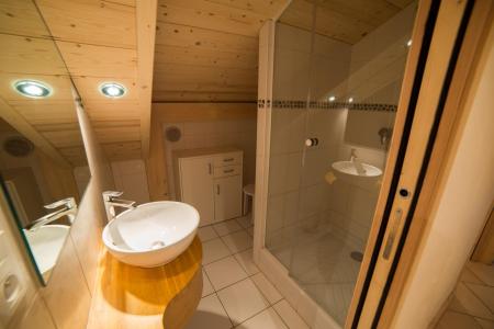 Rent in ski resort 5 room duplex apartment 10 people - Résidence Azalées - Les Gets - Apartment