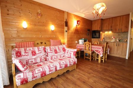 Rent in ski resort 2 room apartment 5 people (R51) - Résidence Benevy - Les Gets - Living room