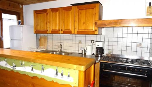 Rent in ski resort 6 room apartment 13 people - Résidence Bruyères - Les Gets - Apartment