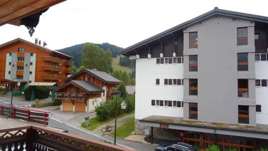 Location au ski Appartement 4 pièces 8 personnes - Résidence Bruyères - Les Gets - Balcon