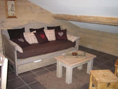 Rent in ski resort 2 room apartment 4 people (63) - Résidence Carry - Les Gets - Living room