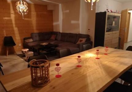 Rent in ski resort 5 room apartment 8 people - Résidence Chalet des Perrières - Les Gets - Living room