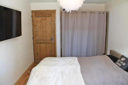 Rent in ski resort 3 room apartment cabin 6 people - Résidence Chalune - Les Gets - Bedroom