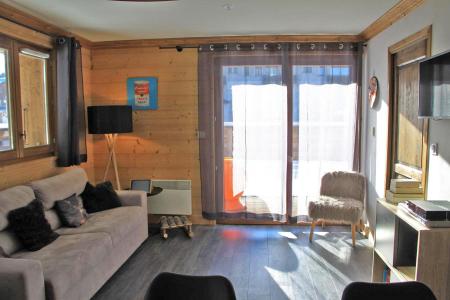 Rent in ski resort 3 room apartment cabin 6 people - Résidence Chalune - Les Gets - Living room