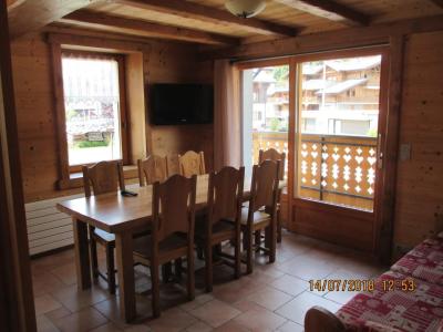Rent in ski resort 4 room apartment 7 people - Résidence Chapuis - Les Gets - Living room