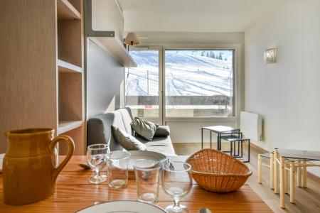 Rent in ski resort Studio sleeping corner 4 people (2027) - Résidence Chavannes - Les Gets - Living room