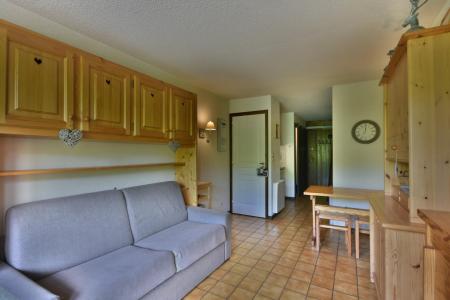 Rent in ski resort Studio sleeping corner 4 people (2032) - Résidence Chavannes - Les Gets - Living room