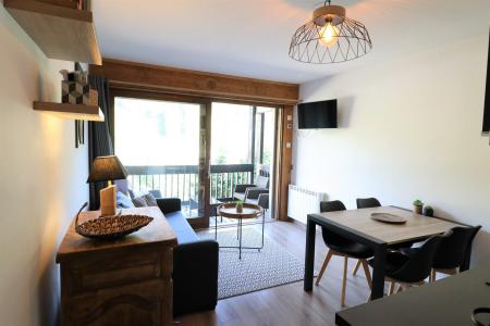 Rent in ski resort Studio cabin 4 people (74) - Résidence Cyclades - Les Gets - Living room