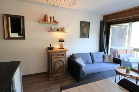 Rent in ski resort Studio cabin 4 people (74) - Résidence Cyclades - Les Gets - Living room