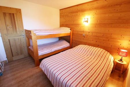 Rent in ski resort 2 room apartment 5 people - Résidence Eleress - Les Gets - Bedroom