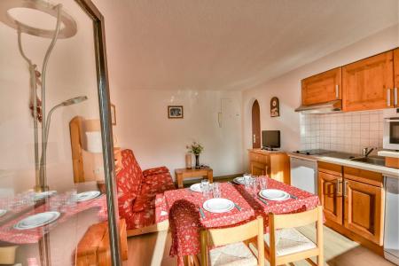 Rent in ski resort 2 room duplex apartment 4 people (159) - Résidence Grizzli - Les Gets - Living room