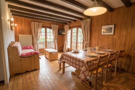 Rent in ski resort 3 room apartment 6 people - Résidence Hélios - Les Gets