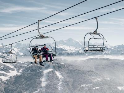 Rent in ski resort 5 room apartment 9 people - Résidence la R'mize - Les Gets - Winter outside