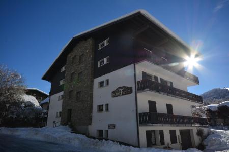 Rent in ski resort 3 room apartment 6 people - Résidence Le Clos Fleuri - Les Gets