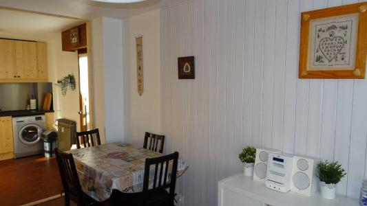 Rent in ski resort 2 room apartment 4 people (123) - Résidence Le Mont Caly - Les Gets - Living room