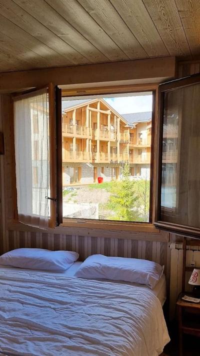 Skiverleih 2-Zimmer-Holzhütte für 4 Personen (118) - Résidence Le Mont Caly - Les Gets - Offener Schlafbereich