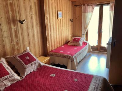 Rent in ski resort 3 room apartment 5 people - Résidence les Clos - Les Gets - Bedroom