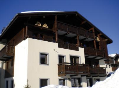 Ski verhuur Résidence Les Fermes d'Emiguy - Les Gets - Buiten winter