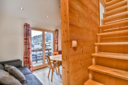 Ski verhuur Appartement duplex 4 kamers 6 personen (2313) - Résidence Marcelly - Les Gets - Woonkamer