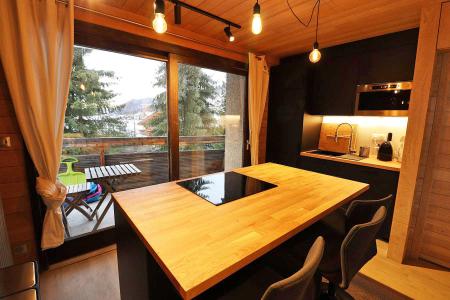 Rent in ski resort 3 room apartment cabin 8 people - Résidence Outa - Les Gets - Living room