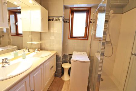 Rent in ski resort 3 room apartment 7 people (78) - Résidence Panoramic - Les Gets - Shower room