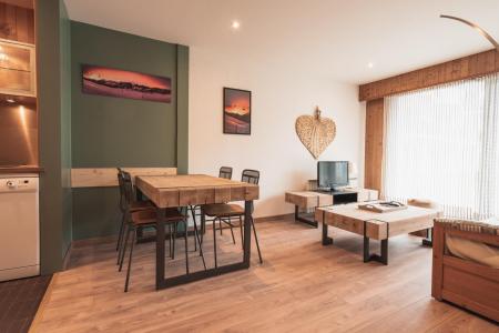 Rent in ski resort 2 room apartment 3 people - Résidence Pied de l'Adroit - Les Gets - Living room