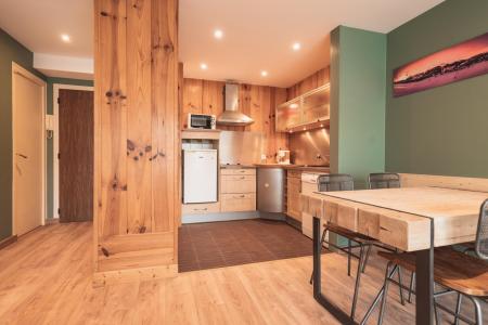 Rent in ski resort 2 room apartment 3 people - Résidence Pied de l'Adroit - Les Gets - Living room