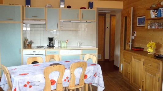 Rent in ski resort 2 room apartment cabin 6 people - Résidence Plein Soleil - Les Gets - Living room