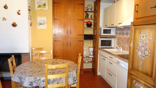 Rent in ski resort 2 room duplex apartment 8 people - Résidence Plein Soleil - Les Gets - Kitchenette