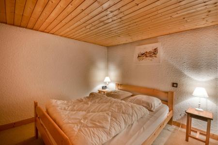 Rent in ski resort 2 room duplex apartment sleeping corner 4-6 people (2146) - Résidence Praz du Soleil - Les Gets - Bedroom