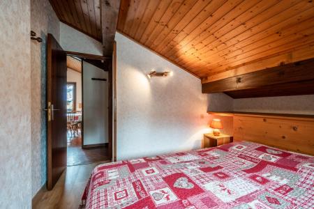 Rent in ski resort 2 room apartment 4 people - Résidence Roitelet - Les Gets - Bedroom