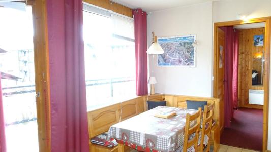 Rent in ski resort 2 room apartment 4 people (63) - Résidence Soleil de Minuit - Les Gets - Living room