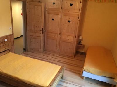 Wynajem na narty Apartament 3 pokojowy 6 osób (747) - Résidence Toure - Les Gets - Pokój